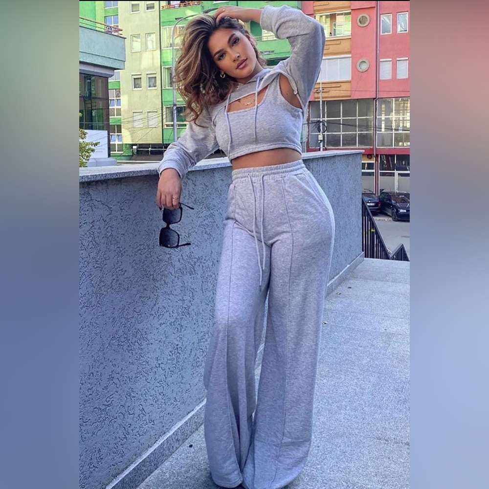 Fashion nova wide leg sweat suit